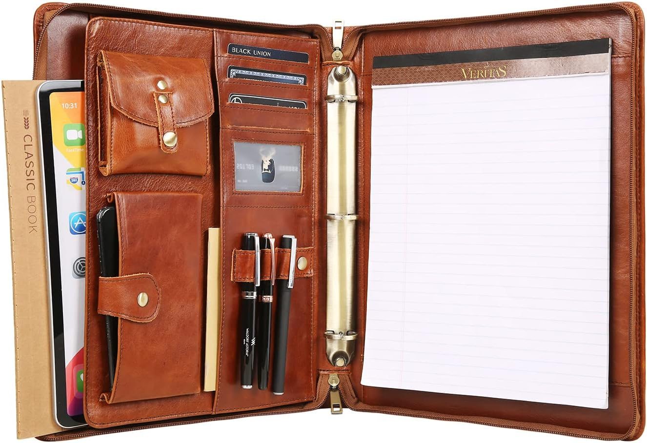 Artist Portfolio Case vs Digital Showcase: Which Do Clients Prefer?