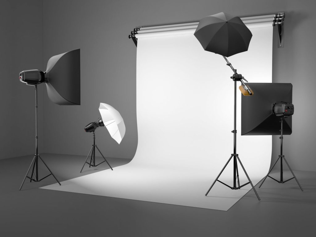 Photo by clubwhites.co.uk - How to Set Up Continuous Lighting for Art Studio Video and Photo