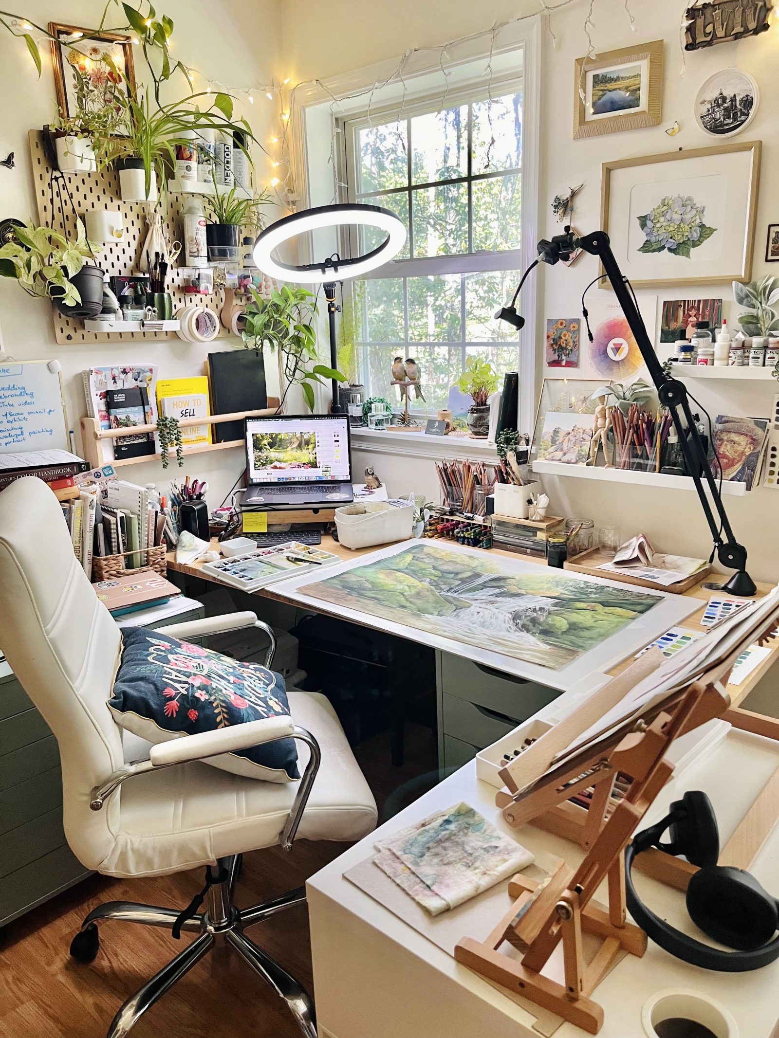 How to Write an Artist Biography for Your Portfolio Website