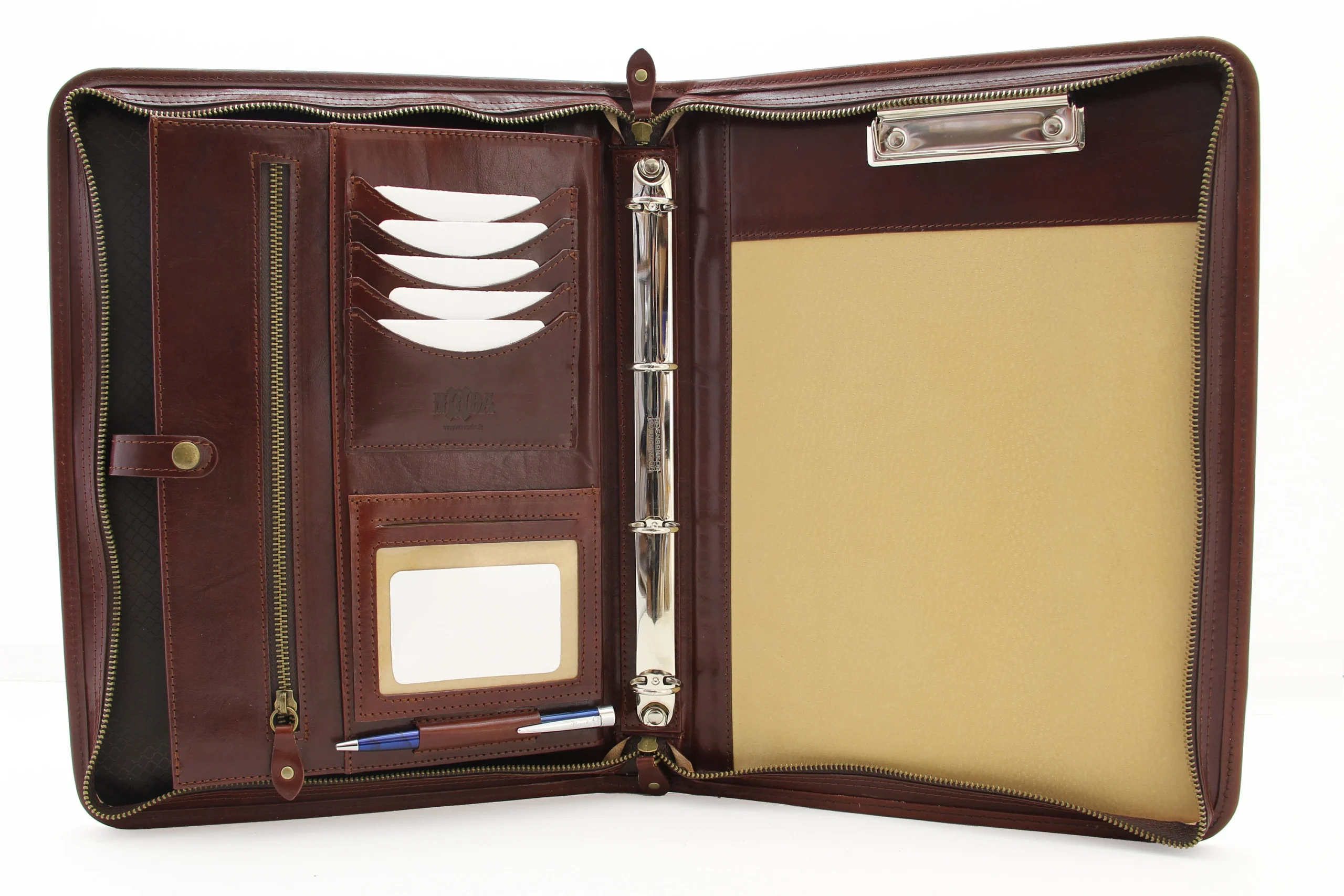 Leather Artist Portfolio Case vs Zippered Binder for In-Person Interviews